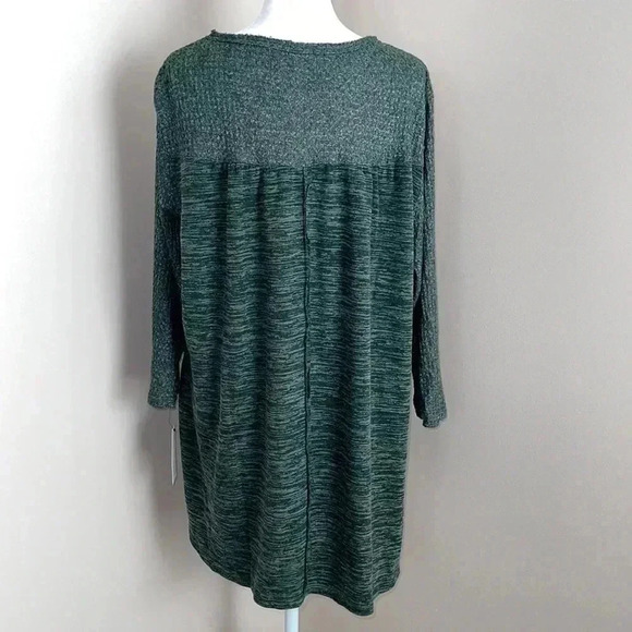 Notations Woman Long Sleeve Top - Picture 9 of 16
